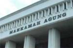 Keabsahan Surat Ditanyakan ke MA